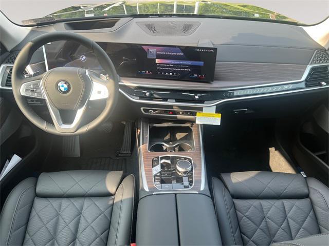 new 2026 BMW X7 car, priced at $90,130