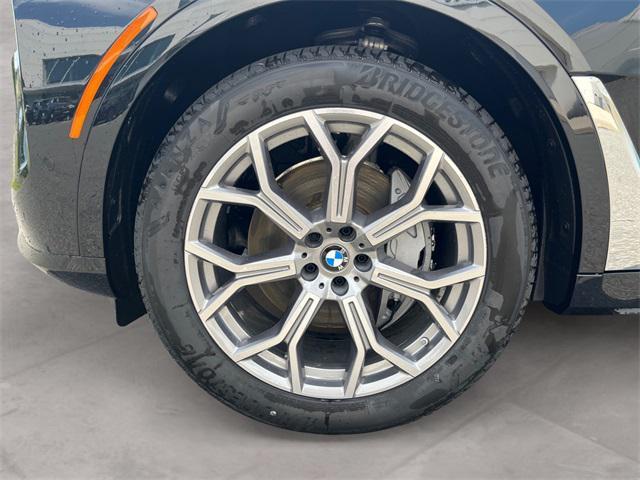 new 2026 BMW X7 car, priced at $90,130