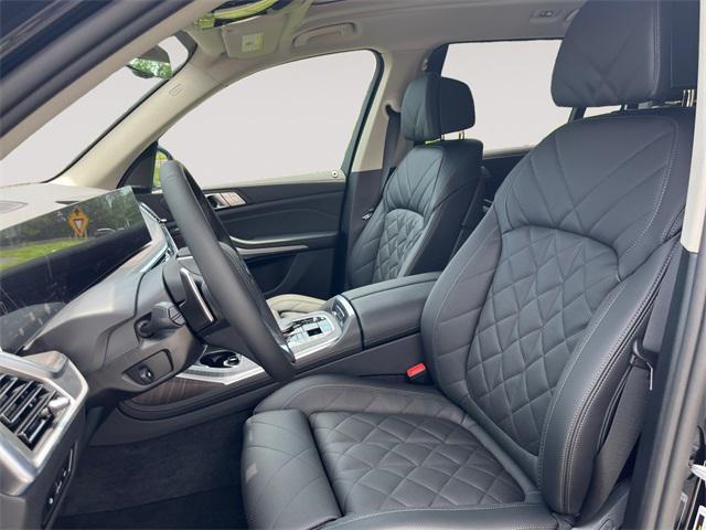 new 2026 BMW X7 car, priced at $90,130