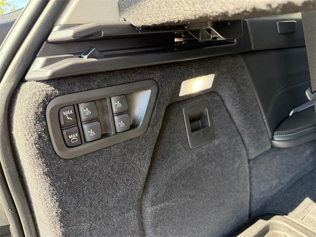 used 2026 BMW X7 car, priced at $86,493