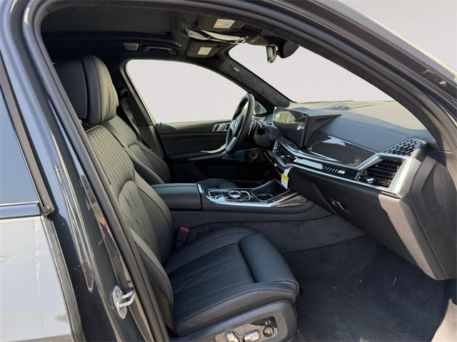 new 2026 BMW X7 car, priced at $128,355
