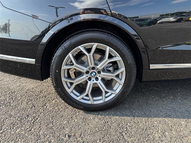 new 2026 BMW X7 car, priced at $95,375