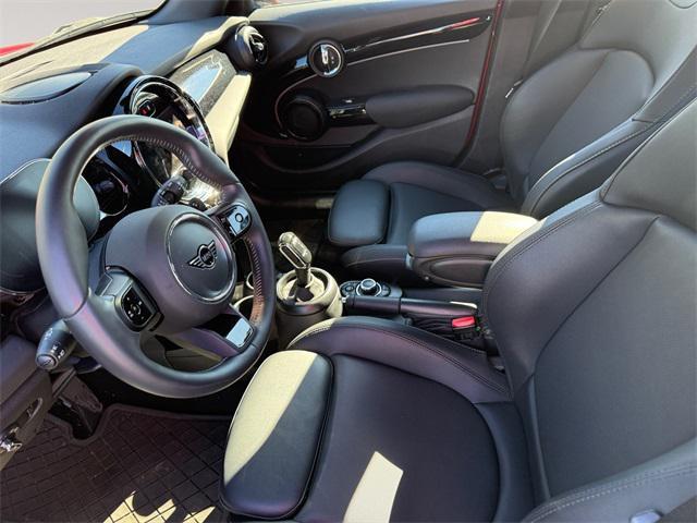 used 2024 MINI Hardtop car, priced at $27,991