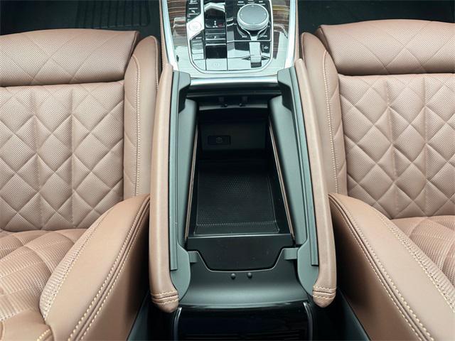 new 2026 BMW X7 car, priced at $94,930