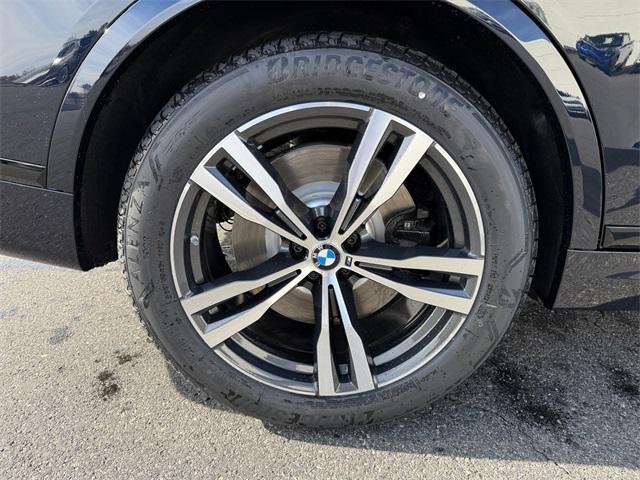 new 2026 BMW X7 car, priced at $125,930