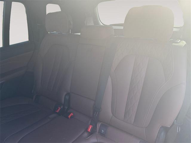 used 2023 BMW X7 car