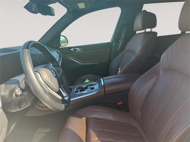 used 2023 BMW X7 car