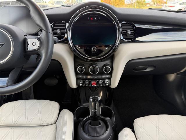 used 2023 MINI Hardtop car, priced at $24,192