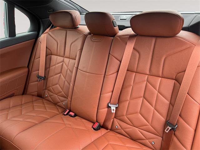 new 2025 BMW 760 car, priced at $133,425