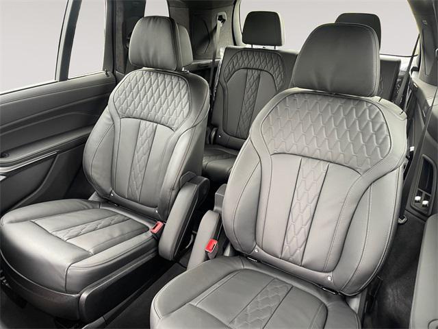 new 2026 BMW X7 car, priced at $127,380