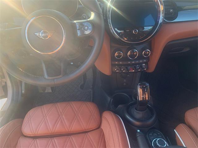 used 2023 MINI Hardtop car, priced at $27,991