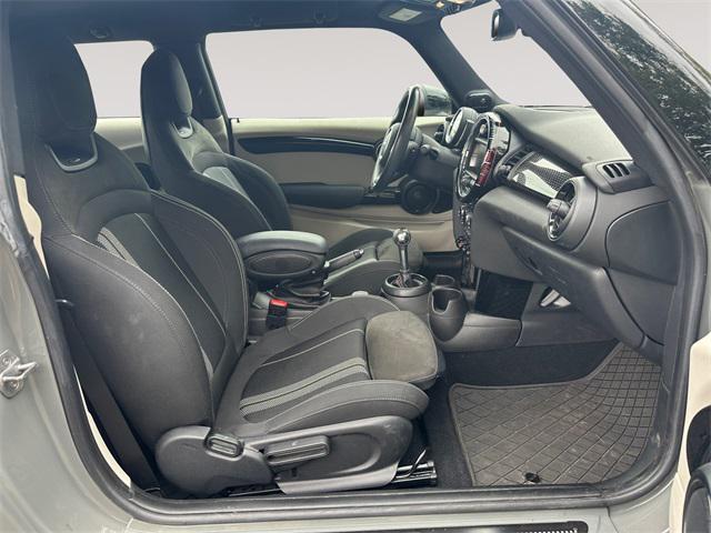 used 2018 MINI Hardtop car, priced at $18,492