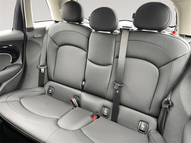 used 2023 MINI Hardtop car, priced at $23,392