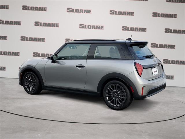 used 2025 MINI Hardtop car, priced at $32,885