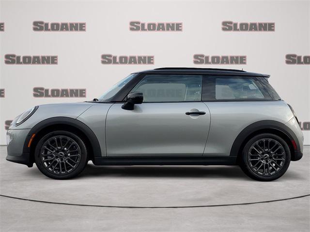 used 2025 MINI Hardtop car, priced at $32,885