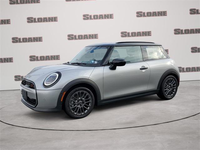 used 2025 MINI Hardtop car, priced at $32,885