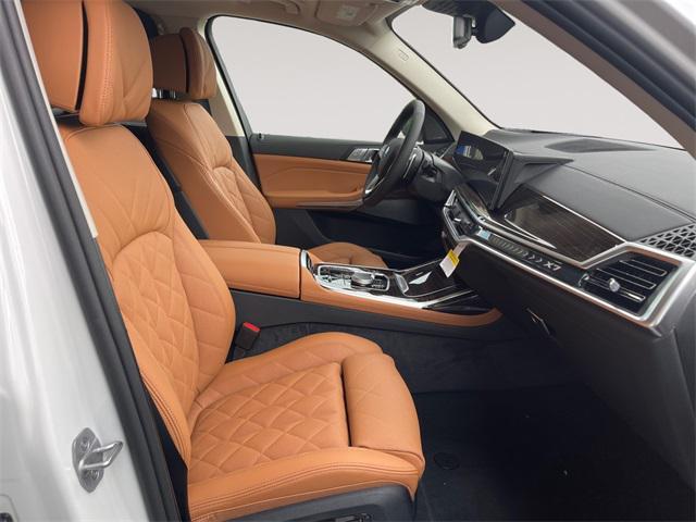 new 2026 BMW X7 car, priced at $93,055