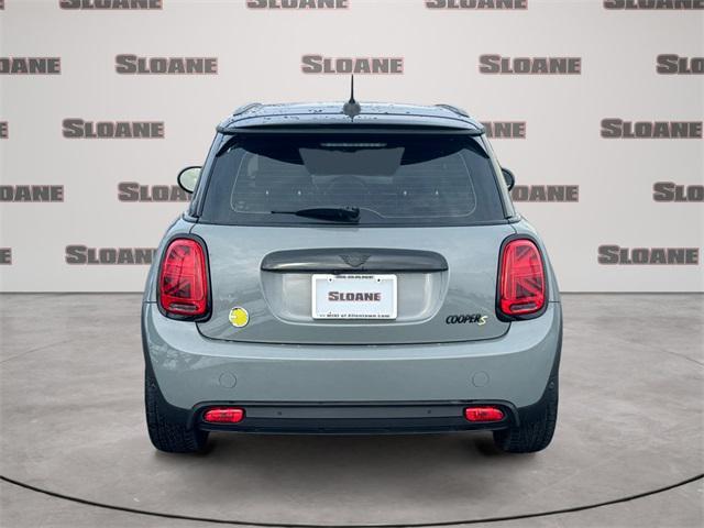 used 2023 MINI Hardtop car, priced at $21,463