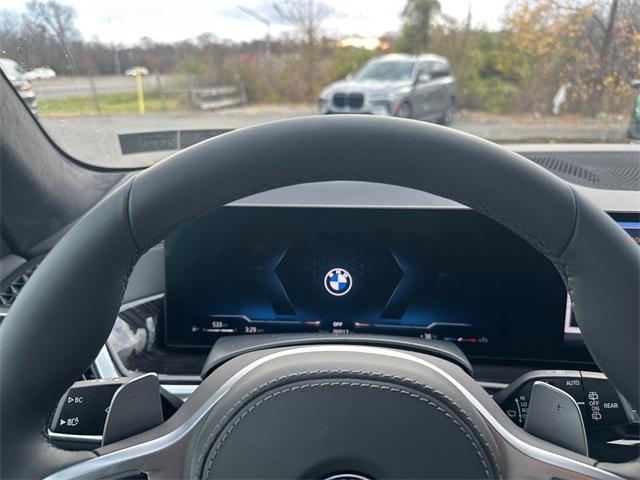 new 2026 BMW X7 car, priced at $100,030