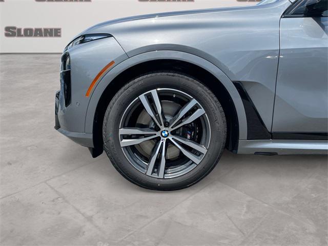 new 2026 BMW X7 car, priced at $96,930
