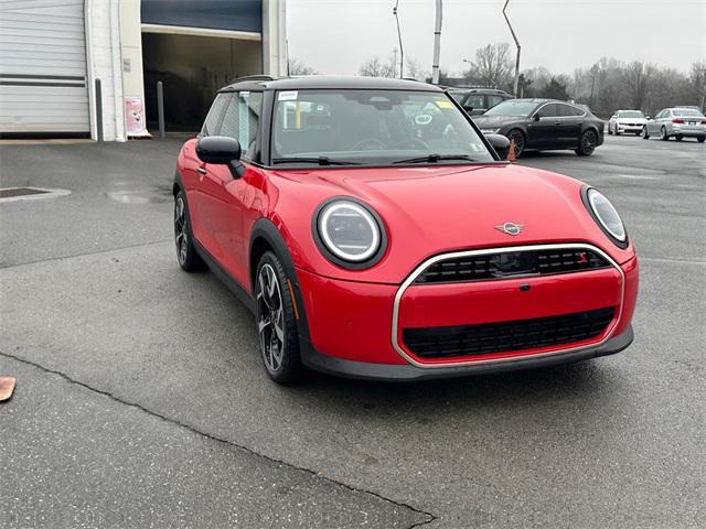 used 2025 MINI Hardtop car, priced at $30,883