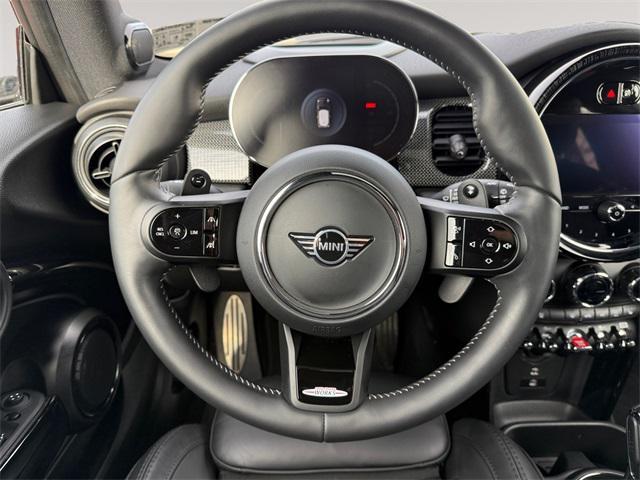 used 2023 MINI Hardtop car, priced at $31,982