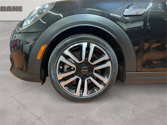 used 2023 MINI Hardtop car, priced at $23,156
