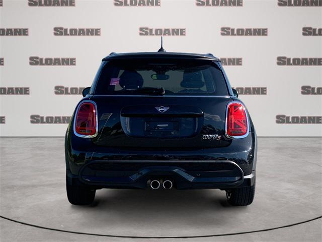 used 2023 MINI Hardtop car, priced at $26,991