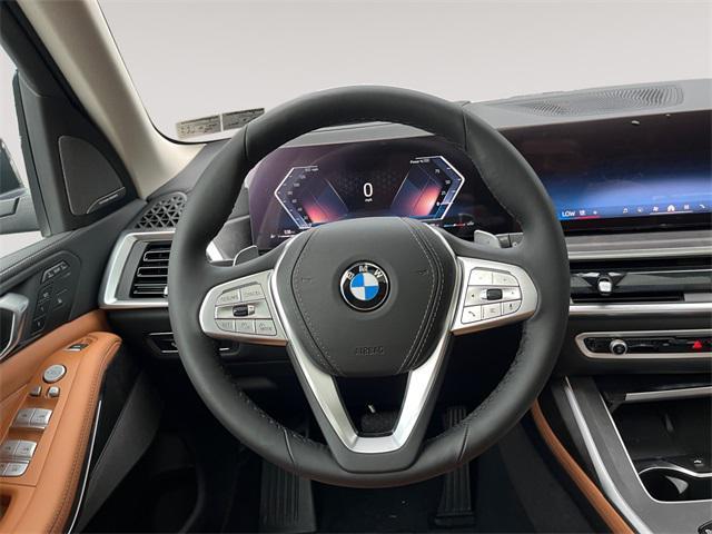new 2026 BMW X7 car, priced at $92,630