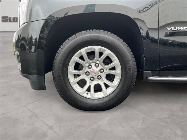 used 2016 GMC Yukon XL car, priced at $21,192