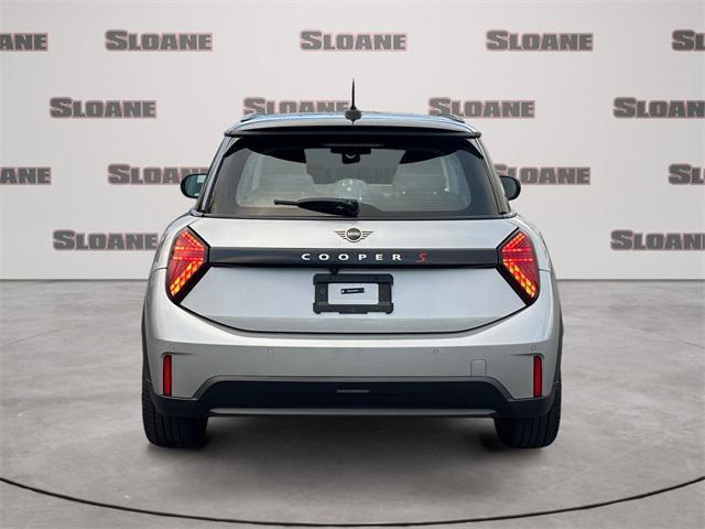 used 2025 MINI Hardtop car, priced at $31,991