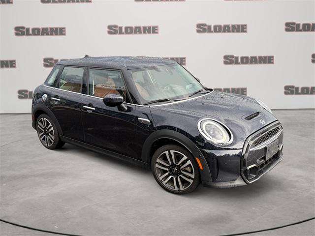 used 2024 MINI Hardtop car, priced at $25,991