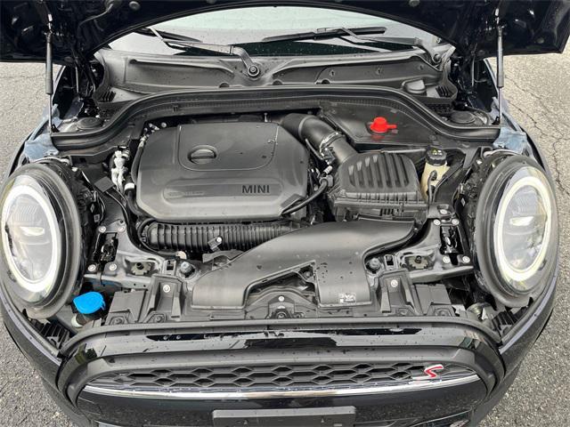 used 2024 MINI Hardtop car, priced at $25,991