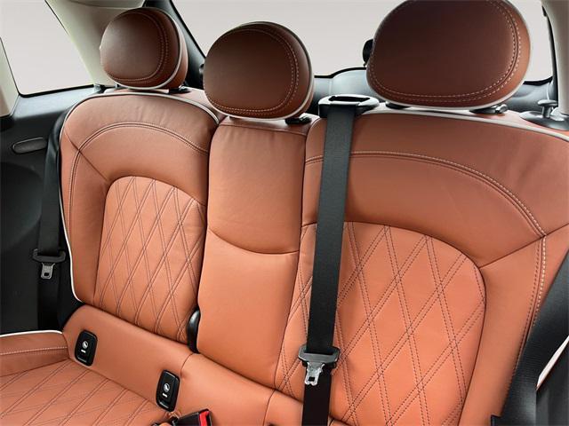 used 2024 MINI Hardtop car, priced at $25,991