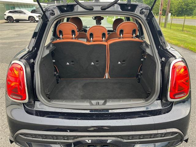 used 2024 MINI Hardtop car, priced at $25,991