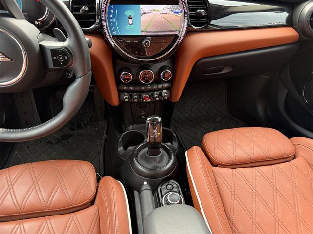 used 2024 MINI Hardtop car, priced at $25,991