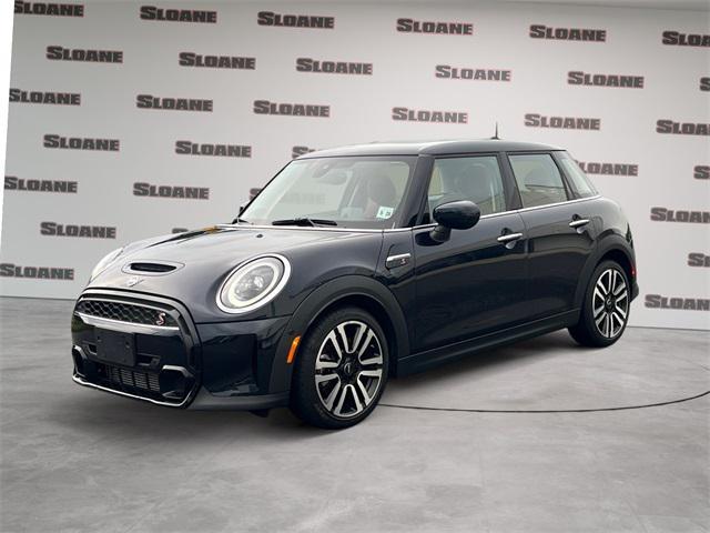 used 2024 MINI Hardtop car, priced at $25,991
