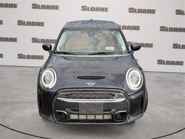 used 2024 MINI Hardtop car, priced at $25,991
