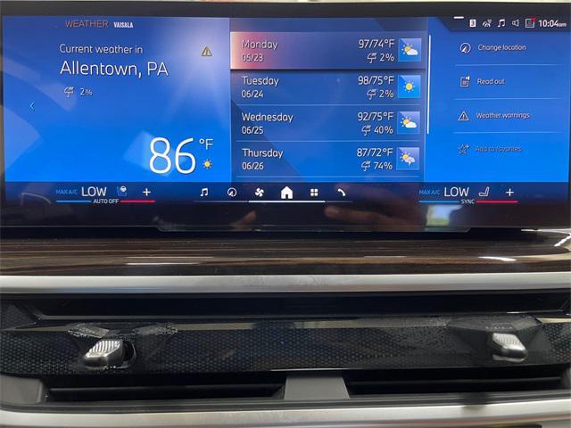 new 2026 BMW X7 car, priced at $93,055