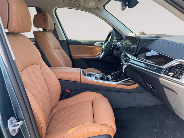 new 2026 BMW X7 car, priced at $93,055
