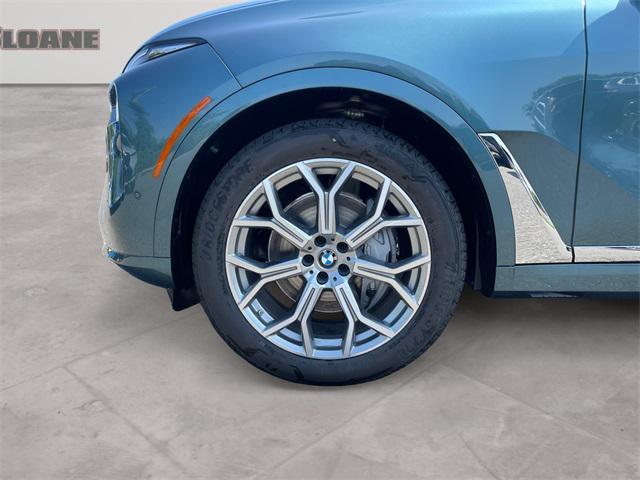new 2026 BMW X7 car, priced at $93,055