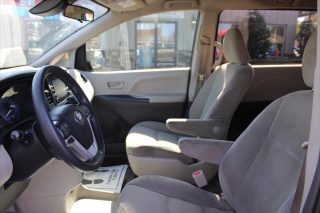 used 2019 Toyota Sienna car, priced at $18,900