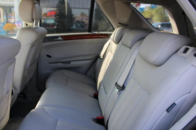 used 2007 Mercedes-Benz M-Class car, priced at $7,900