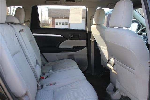 used 2015 Toyota Highlander car, priced at $16,900