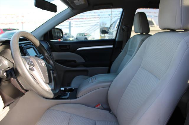 used 2015 Toyota Highlander car, priced at $16,900