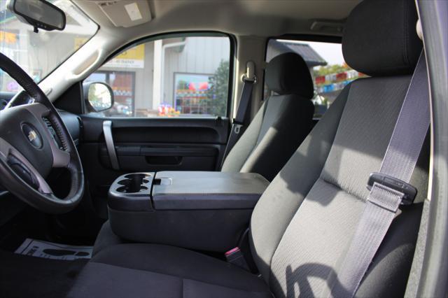 used 2013 Chevrolet Silverado 1500 car, priced at $17,900