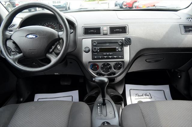 used 2006 Ford Focus car, priced at $6,900
