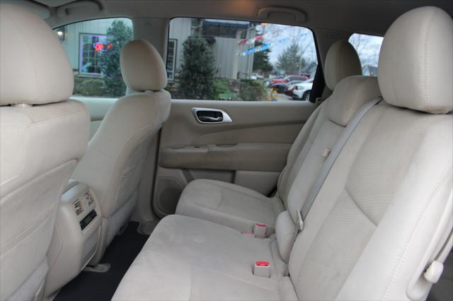 used 2014 Nissan Pathfinder car, priced at $8,995