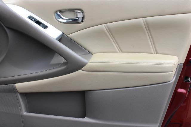 used 2011 Nissan Murano car, priced at $5,000
