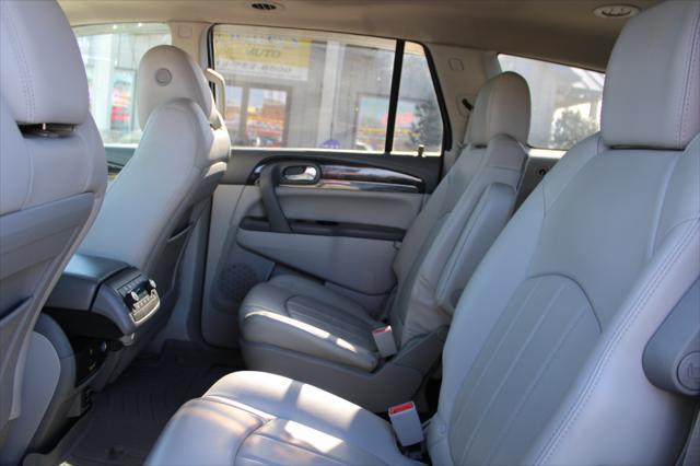 used 2015 Buick Enclave car, priced at $12,900